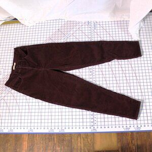 Levi's High Waisted Mom Jeans Burgundy Corduroy Size 28